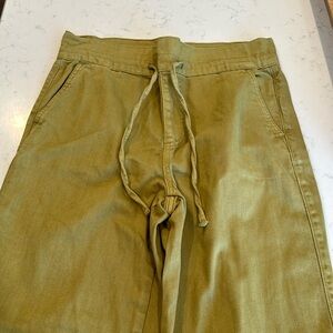 Universal thread jeans. Green long wide leg